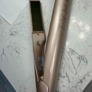 TYME Metallic Rose Hair Styler